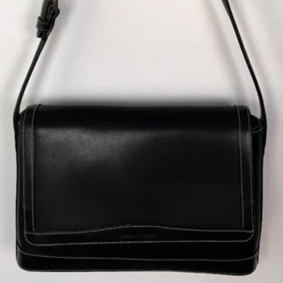 Jones New York Handbags - Jones New York Black Leather Shoulder Bag